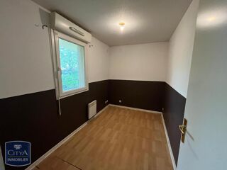  Appartement à louer 2 pièces 55 m²
