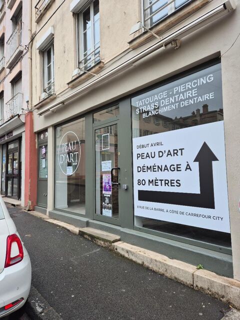 A la location ,Local commercial, id&eacute;alement plac&eacute;, pl... 744 71000 Macon