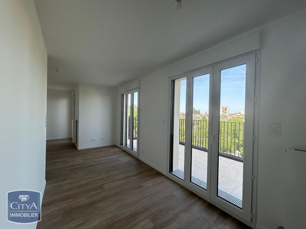 location Appartement - 2 pièce(s) - 48 m² Bonneval (28800)