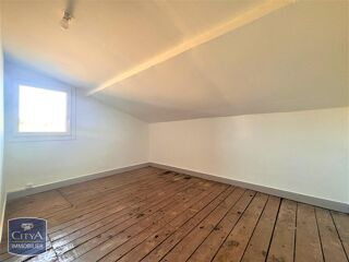  Appartement à louer 4 pièces 104 m²