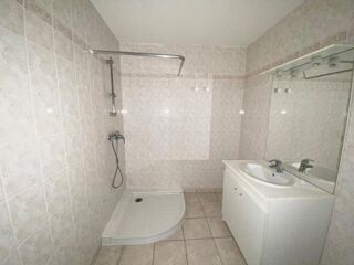  Appartement à louer 1 pièce 30 m²