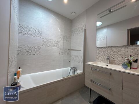  Maison  louer 4 pices 136 m