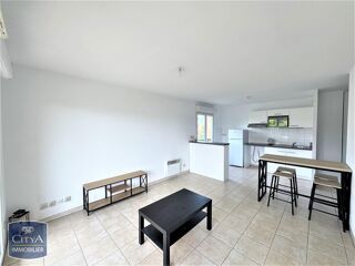  Appartement à louer 3 pièces 54 m²