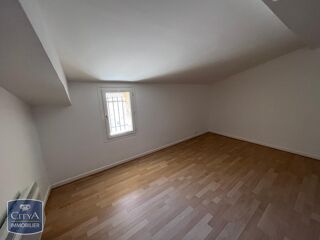  Appartement à louer 3 pièces 73 m²