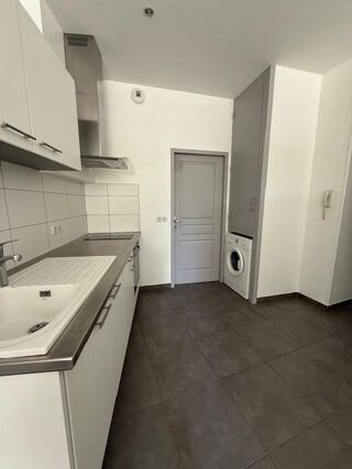  Appartement à louer 1 pièce 30 m²