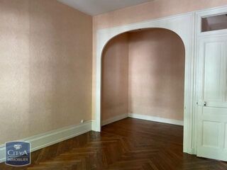  Appartement à louer 1 pièce 42 m²