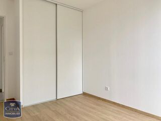  Appartement à louer 3 pièces 60 m²