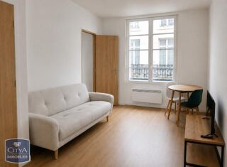  Appartement à louer 2 pièces 28 m²