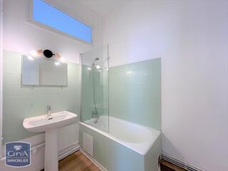  Appartement à louer 3 pièces 58 m²