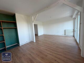  Appartement à louer 3 pièces 73 m²