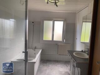  Appartement à louer 3 pièces 92 m²