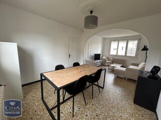  Maison à louer 6 pièces 96 m²