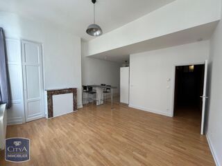  Appartement à louer 2 pièces 57 m²