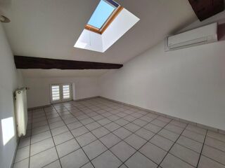 Appartement à louer 3 pièces 86 m²