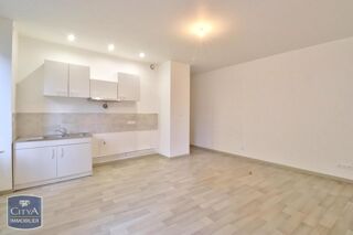  Appartement à louer 2 pièces 47 m²