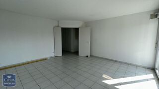  Appartement à louer 3 pièces 65 m²