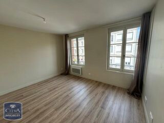  Appartement à louer 2 pièces 37 m²