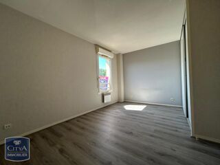  Maison à louer 4 pièces 77 m²