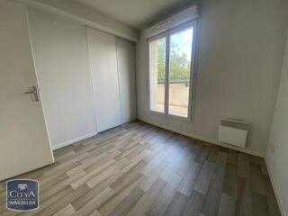 Appartement � louer 4 pi�ces 77 m�