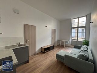  Appartement à louer 2 pièces 28 m²