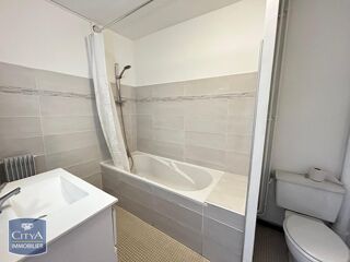  Appartement à louer 1 pièce 36 m²