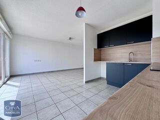  Appartement à louer 3 pièces 71 m²