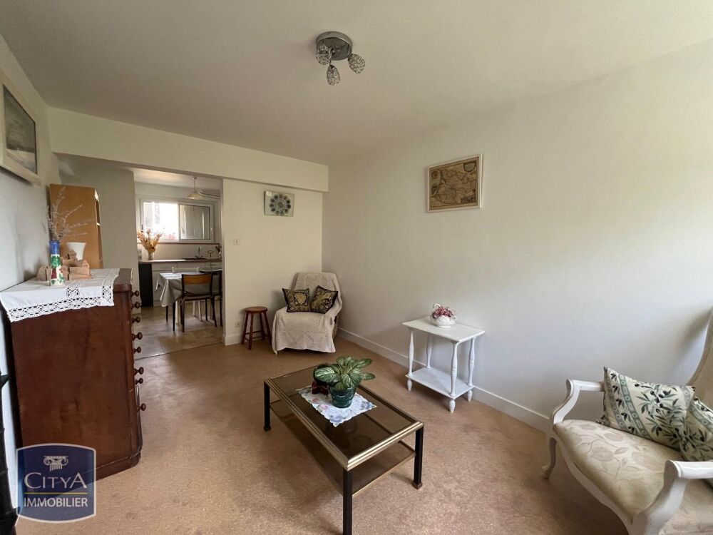 location Appartement - 2 pièce(s) - 45 m² Sarlat-la-Canéda (24200)