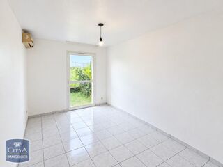  Appartement à louer 3 pièces 66 m²