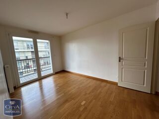  Appartement à louer 3 pièces 74 m²