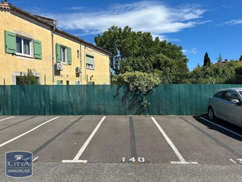  Parking / Garage  louer 