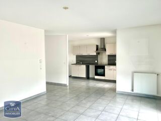  Appartement à louer 3 pièces 70 m²