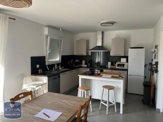  Maison à louer 3 pièces 86 m² Valognes