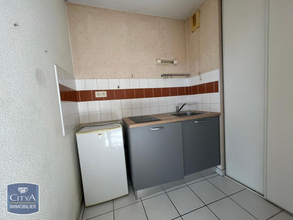 À LOUER : Appartement T2 situé à Laval, dans le code pos....