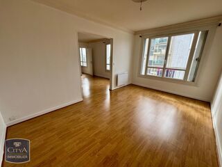  Appartement à louer 4 pièces 88 m²