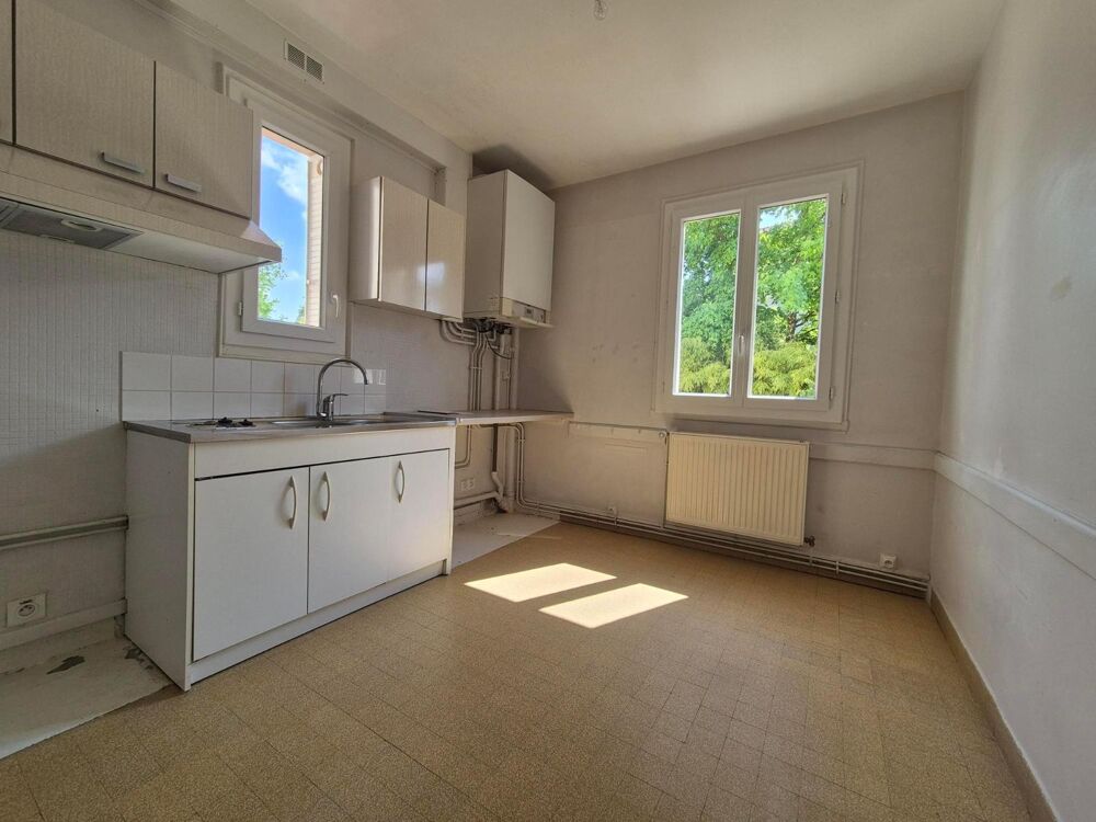 Appartement T3 avec garage et balcon - Appartement T3 en....