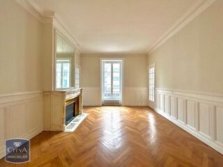  Appartement à louer 6 pièces 140 m²