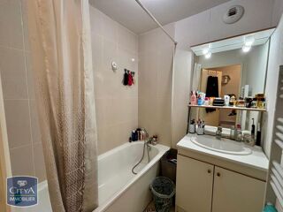  Appartement à louer 2 pièces 47 m²