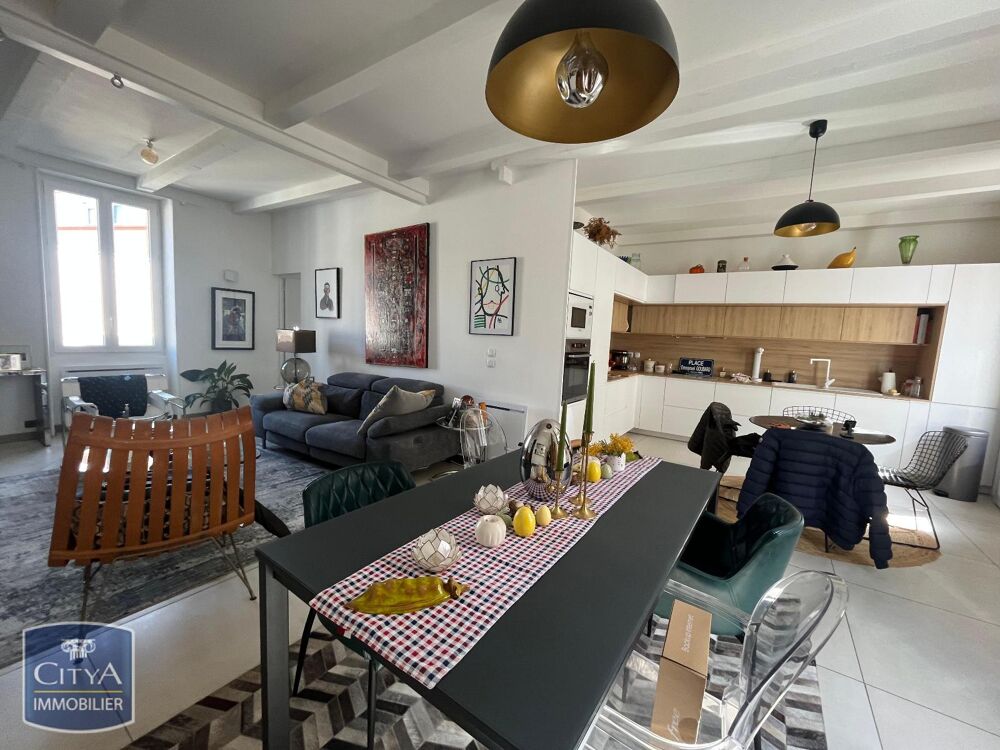 location Appartement - 4 pièce(s) - 97 m² Nîmes (30000)