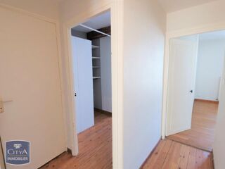  Appartement à louer 3 pièces 56 m²