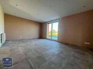  Appartement à louer 4 pièces 101 m²