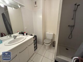  Appartement à louer 1 pièce 32 m²