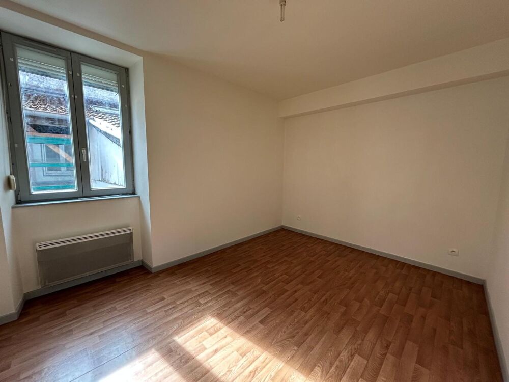 À LOUER : Appartement T2 situé à Colombier Fontaine, dan....