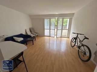  Appartement à louer 3 pièces 64 m²