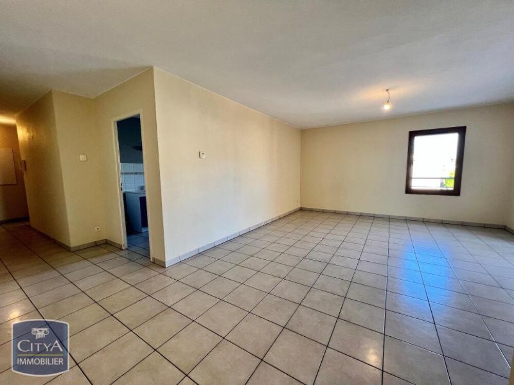 location Appartement - 4 pièce(s) - 86 m² Taluyers (69440)