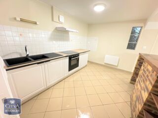  Appartement à louer 3 pièces 86 m²