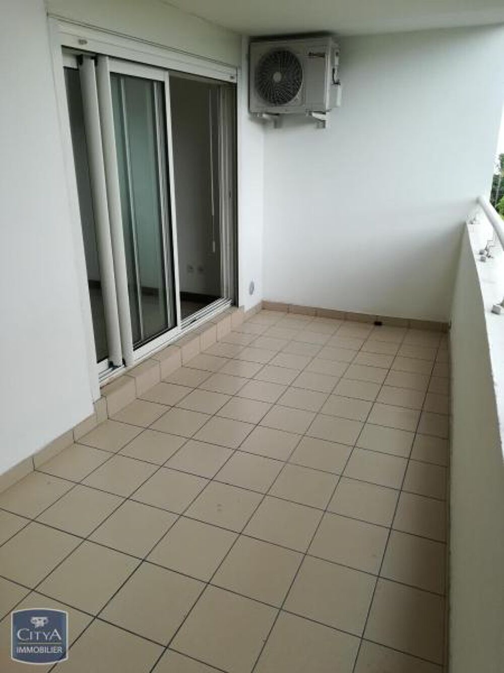 location Appartement - 3 pièce(s) - 53 m² Saint-Denis (97400)
