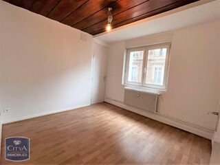  Appartement à louer 4 pièces 81 m²