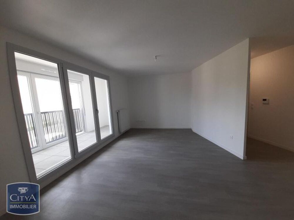 location Appartement - 3 pièce(s) - 66 m² Mennecy (91540)