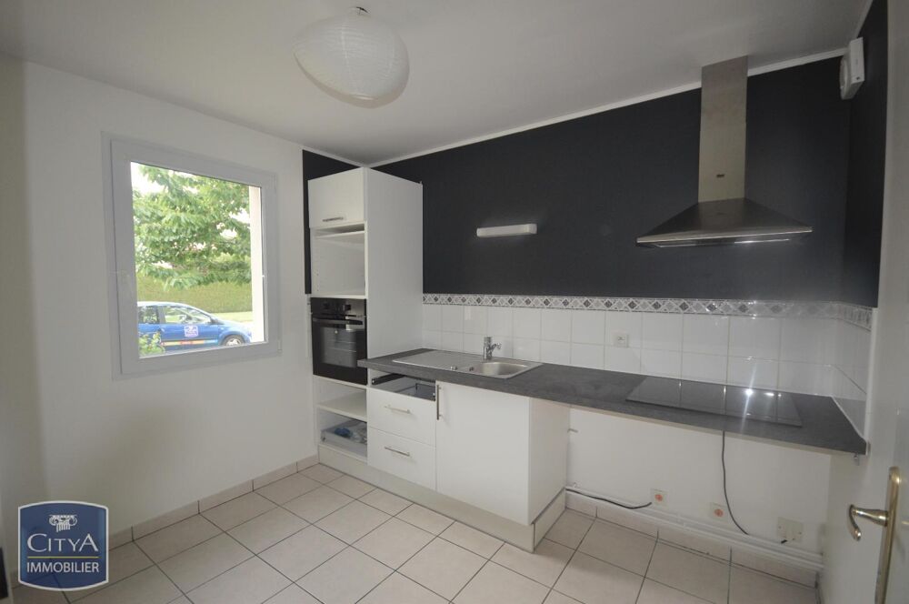 À LOUER : Maison T4 située en plein coeur de Cholet, dans....