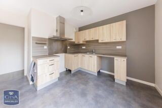  Appartement à louer 2 pièces 78 m²
